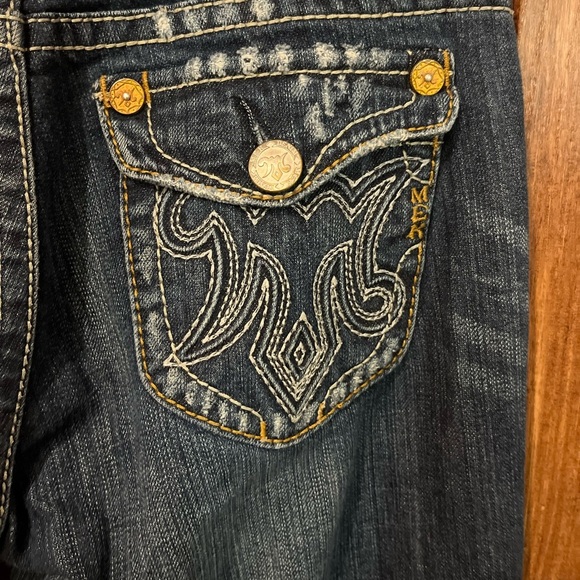 Mek denim Womens distressed denim blue jeans with design on back pockets bootcut - Picture 3 of 5